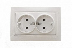 Фото Розетка 2-м СП Мира с заземл. керам. бел./бел.. Lezard