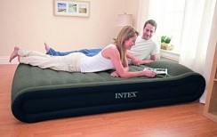 Фото Кровать надувная 2-х спальная Intex, 152х203х42см,  со встроен. насосом, 64136/2