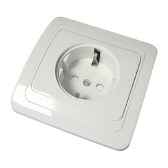 Фото Розетка 1-м с/у с/з "Валери" 16А 220В белая "UNIVersal" В0028
