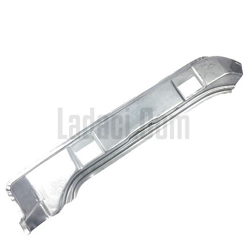 Фото .Накладка 2108 передней стойки наружняя левая