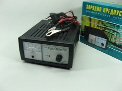 Фото Зарядное устройство Вымпел -325 (автомат,0-20А,12В,стрелочный амперм)